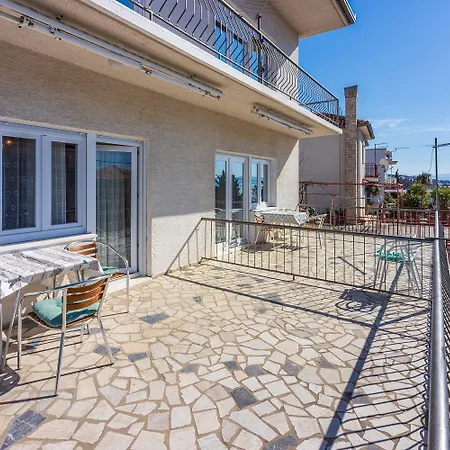 Rustikales Nur 200 Meter Zum Mit Meerblick, Privatparkplatz Apartament *