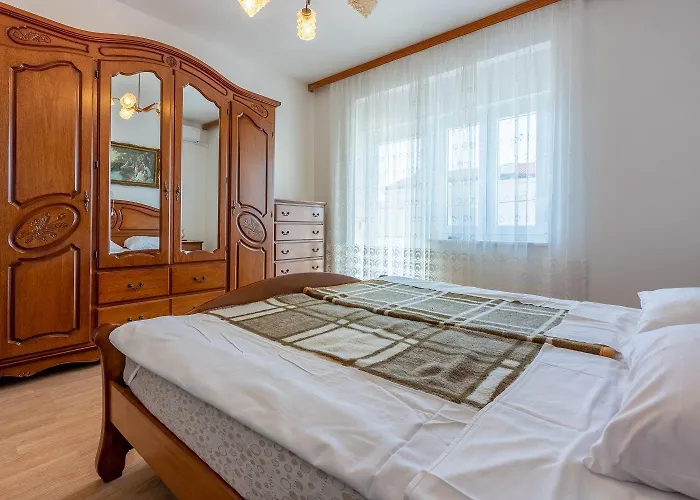Rustikales Nur 200 Meter Zum Mit Meerblick, Privatparkplatz Apartament *