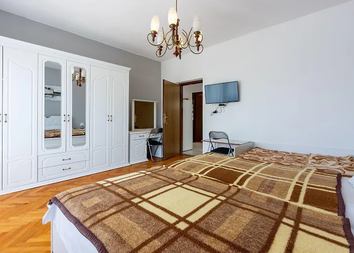 Rustikales Nur 200 Meter Zum Mit Meerblick, Privatparkplatz Apartament Dramalj