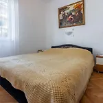 Rustikales Nur 200 Meter Zum Mit Meerblick, Privatparkplatz 아파트 드라말리
