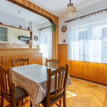 Apartmán Rustikales Nur 200 Meter Zum Mit Meerblick, Privatparkplatz *