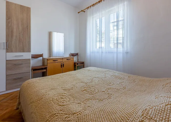 Rustikales Nur 200 Meter Zum Mit Meerblick, Privatparkplatz *