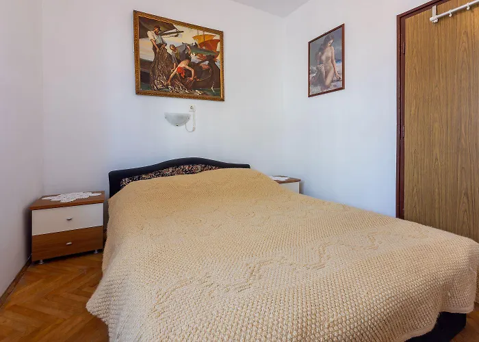 Rustikales Nur 200 Meter Zum Mit Meerblick, Privatparkplatz